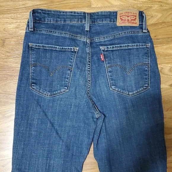 Levi's 721 High Rise Skinny Womens Distressed Jeans Size 28 (Length 30) - Picture 11 of 15